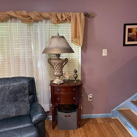 Colorful 3 Bedrooms Twin Home Near Center Philadelphia Exterior foto